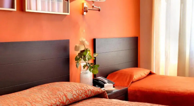 Трёхместный номер Standard Phidias Piraeus Hotel