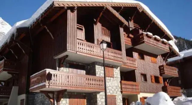Apartment Bien decoré duplex / mezzanine avec balcon