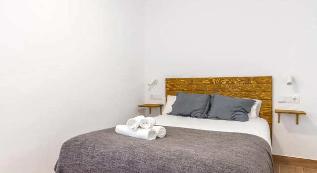 CERVANTES Apartment 03 2BR 1BT, Забронировать Апартаменты/квартира Апартаменты Малаги, рядом с Музей Кармен Тиссен, Апартаменты/квартира
