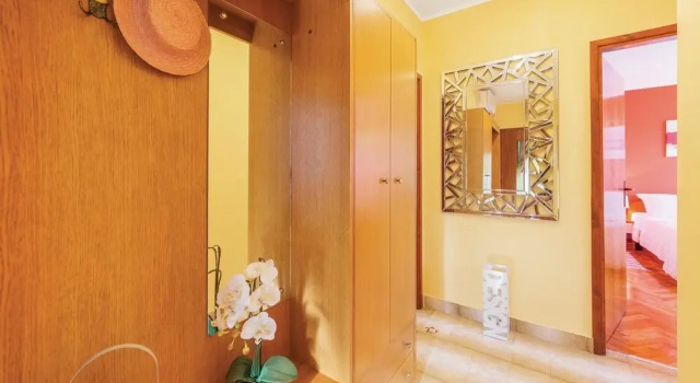 Beautiful Home in Pula With Wifi and 2 Bedrooms
