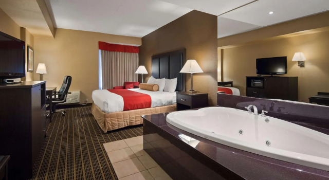 Люкс Best Western Plus Burlington Inn & Suites