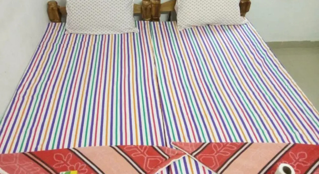 Alleppey - The Beach Home, Забронировать Отель Отели штата Кералы с парковкой, Парковка