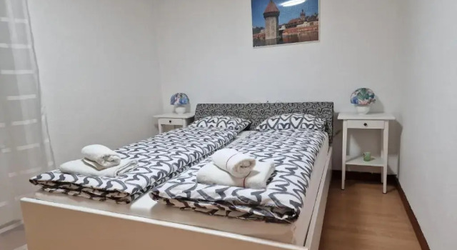 Апартаменты Bastis Central Guesthouse Lucerne City