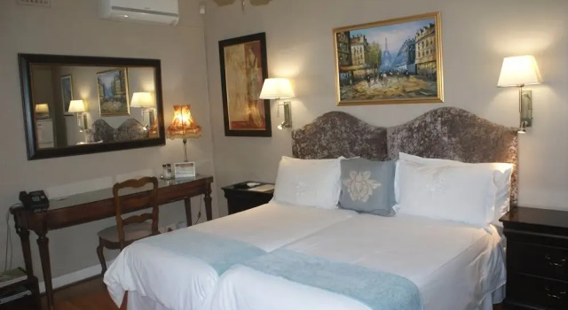 Forest Drive Lodge, Забронировать Отель Отели Cape Peninsula с бассейном, Бассейн
