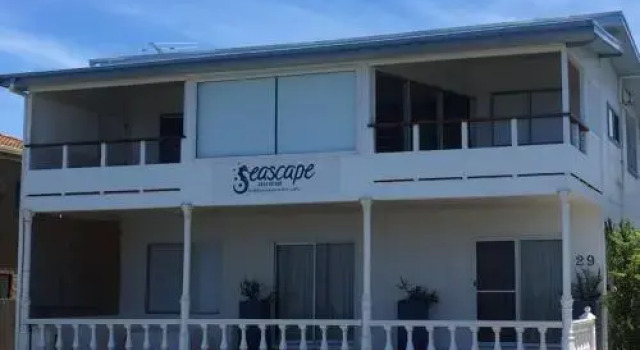 Seascape Beach House, Забронировать Апартаменты/квартира Минни-Вотер Новый Южный Уэльс