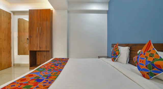 Номер Executive Fabhotel Blue Marine