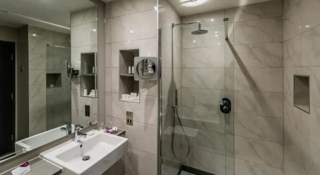 Номер Premium Crowne Plaza Aberdeen Airport by IHG