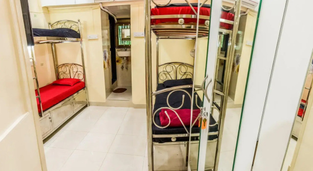 Airport Hostel Bombay Backpackers