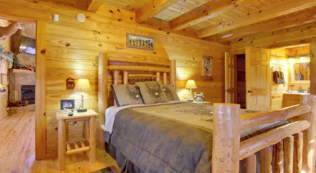 Secluded Smoky Mountain Cabin w/ Wraparound Deck!