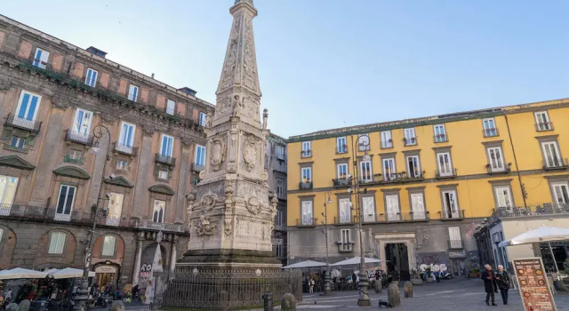 Deluxe Spaccanapoli, Buchen Sie Hotel Historische Altstadt Neapel Neapel, in der Nähe von Piazza Cavour