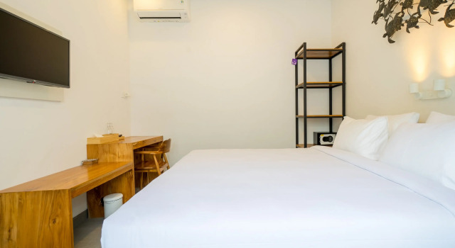 Fourleaf, Book Hotel Hotels in Tibubeneng with a Pool, Swimming Pool