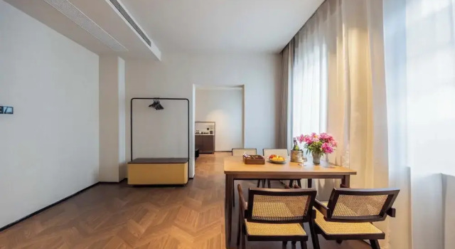Люкс Luxury Yi Nian · Fangcun Hotel