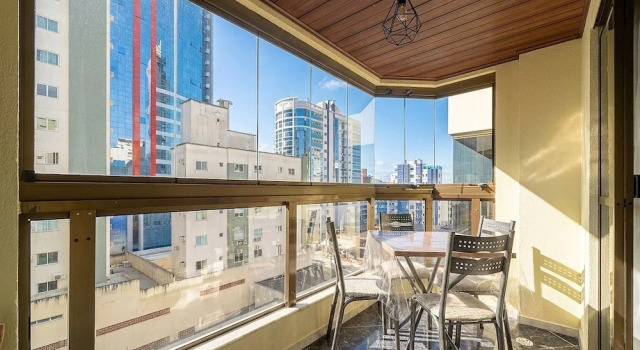 Апартаменты Apartment in Great Location in Meia Praia Eio6031