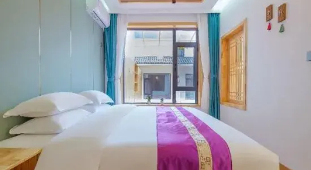 Семейный люкс с видом на внутренний двор Wutai Mountain Jiuduolian Homestay