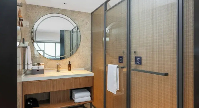 Двухместный номер Deluxe с видом на город UrCove by Hyatt Suzhou Shantang Street
