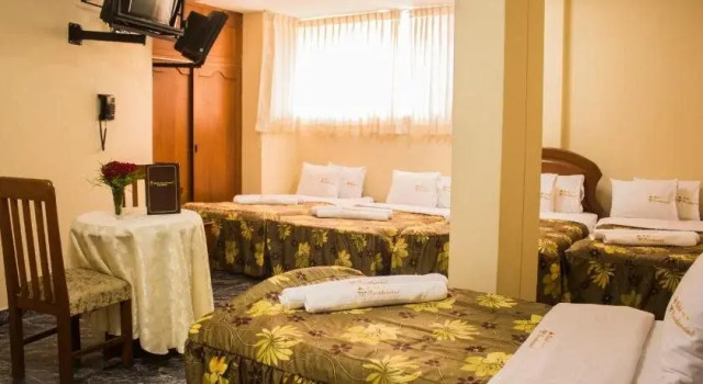 Hotel Presidencial, Забронировать Отель Отели Ламбайеке с завтраком, Завтраки