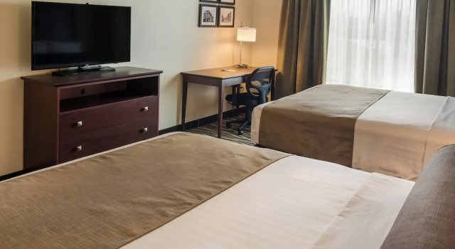 Четырёхместный номер Standard Cobblestone Inn and Suites - Ashland