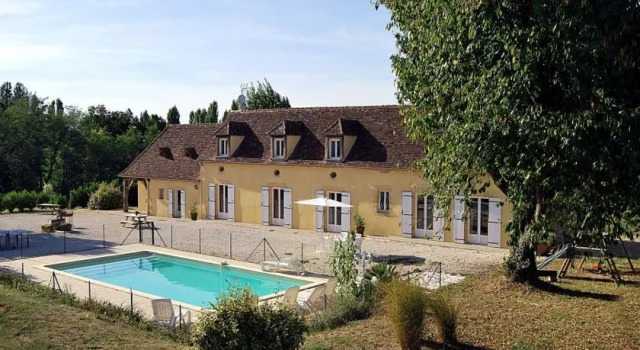 Le Bourdil, Rezerwuj Hotel Bergerac Red Perigord