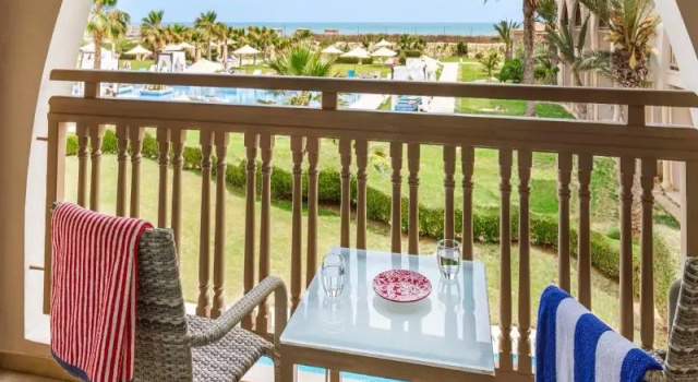 Номер Standard с видом на море TUI BLUE Palm Beach Palace Djerba