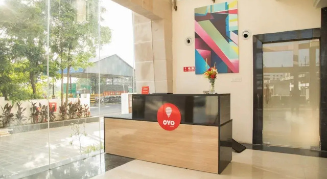 Hotel Solitaire by OYO Rooms, Забронировать Отель Отели штата Махараштры 3 звезды, 3*