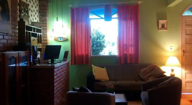 Retro House Hostel