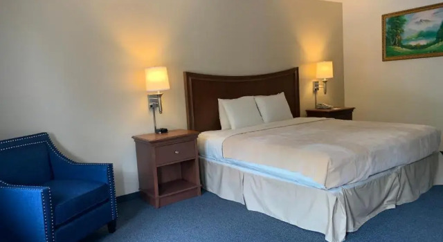 Номер Standard High Seas Motel