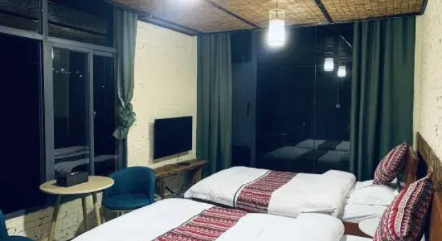 Longing Homestay (Terraced Field Scenic Area), Book Hotel Pugao Yunnan