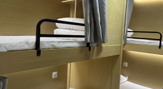 Кровать в общем номере (мужской номер) Yilin Xiaozhu Hostel (Yining Airport Yining Railway Station)