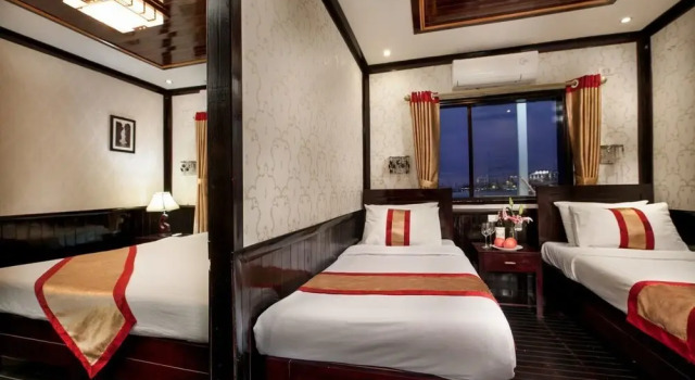 Halong Moonlight Cruises
