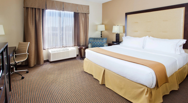 Holiday Inn Express Hotel & Suites Cordele North, an IHG Hotel, Reserva ahora Hotel Hoteles en Georgia con piscina, Piscina