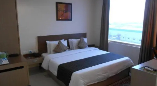 Двухместный клубный номер Standard Hyphen Grand Hotel