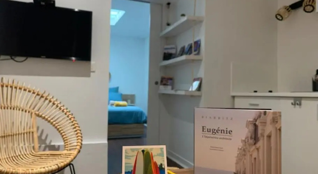 Апартаменты Biarritz Quartier des Halles et 2min Grande Plage - T2 en souplex