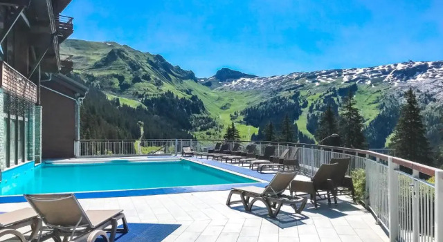 Апартаменты Spacious Family 2-bed, 2-bath with parking, private piste