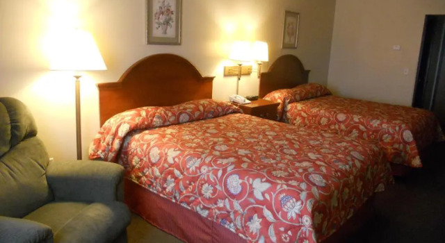 Четырёхместный номер Standard Sandhills Guest House Motel