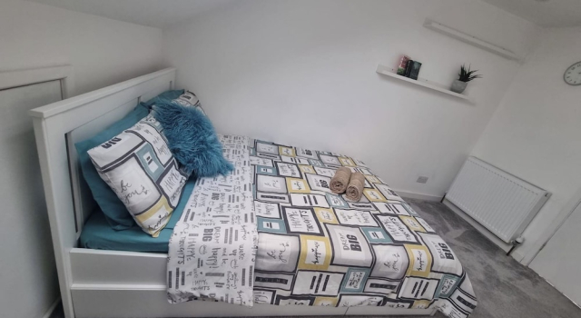 Коттедж Comfort Spacious 4-Bedroom House