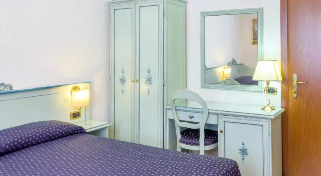 Guesthouse Ca San Marcuola 2, Забронировать Отель Каннареджо Венеция, рядом с Palazzo Franchetti