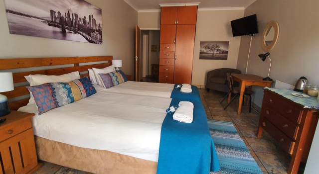 Aero Lodge Guest House, Забронировать Отель Мидделбург Мпумаланга, рядом с Midwater Shopping Centre Middelburg