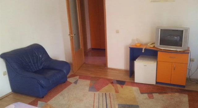 Hostel Oana, Book Hostel Bucharest Muntenia, near Romancierilor