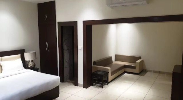 Hotel Millennium
