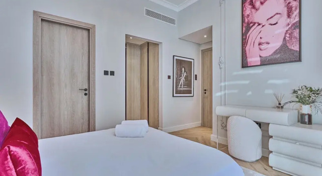 bnbme | Oxford Terraces | 1BR + Study Room