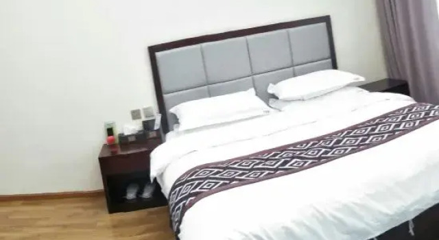 Xuetuteng Hotel, Varaa Hotelli Sertar Sichuan