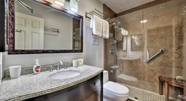 Апартаменты Garden View Condo w/ Pool - 400 Feet to Beach!