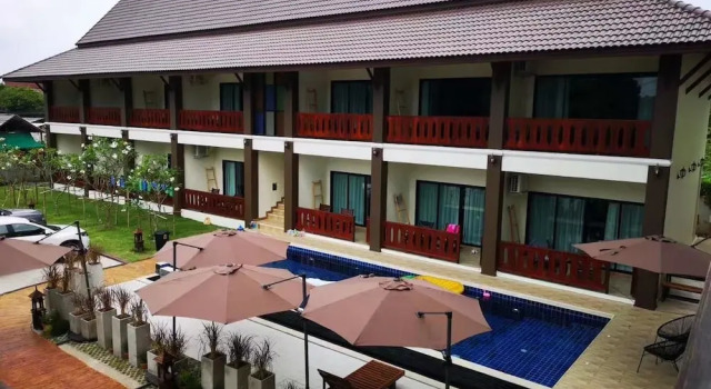 Sri Anan Pura Hotel