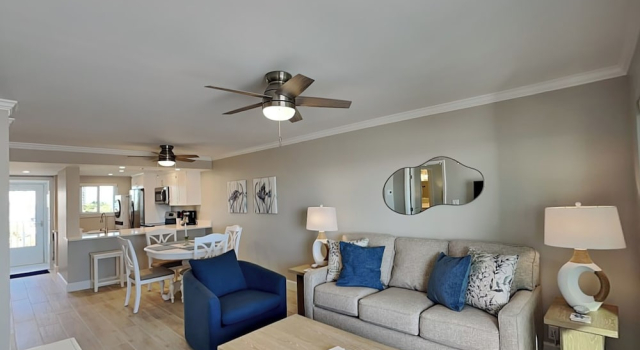 Castle Beach 303, Забронировать Апартаменты/квартира Отели Fort Myers Area с бассейном, Бассейн