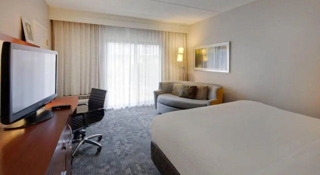 Номер Standard Courtyard by Marriott Atlanta Windy Hill/Ballpark