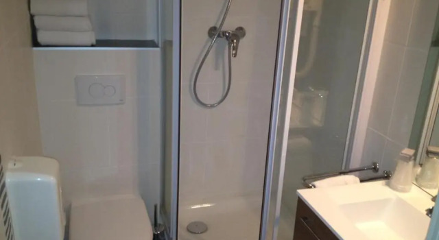 Семейный номер Standard Hôtel de Paris - Dijon Centre Gare