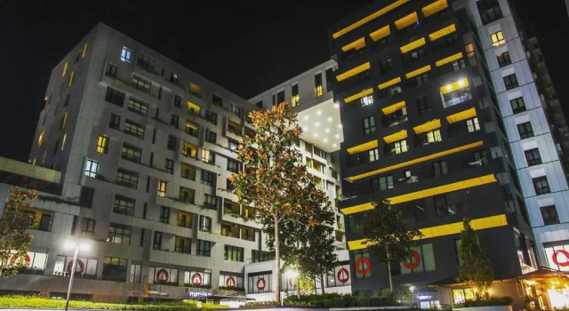 Апартаменты Top floor 1-Bedroom Condo at Square21