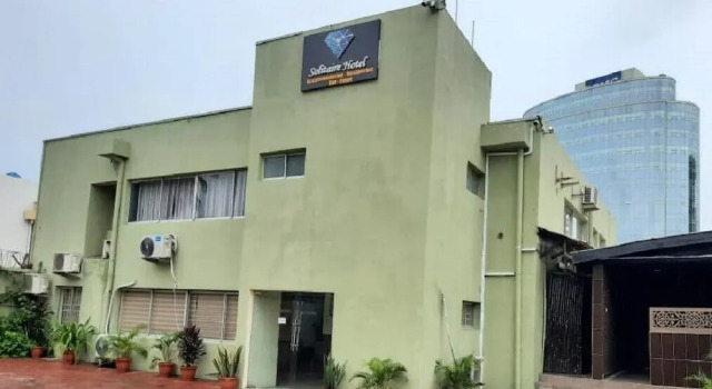 Solitaire hotel Lekki, Book Hotel Lagos Lagos State