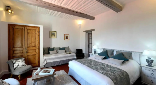 Bastide des Demoiselles, Rezerwuj Bed and Breakfast Roussillon Luberon
