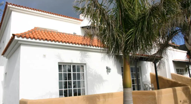 Бунгало Apartamentos y Bungalows Finca Colón
